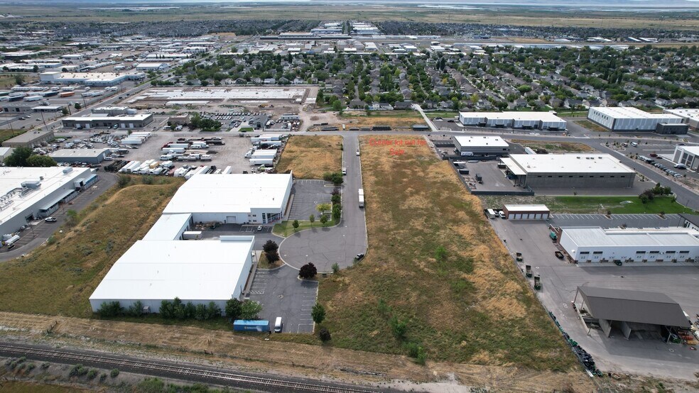 1214 W 2425 S, Woods Cross, UT à vendre - Photo de l’immeuble – Image 2 sur 4