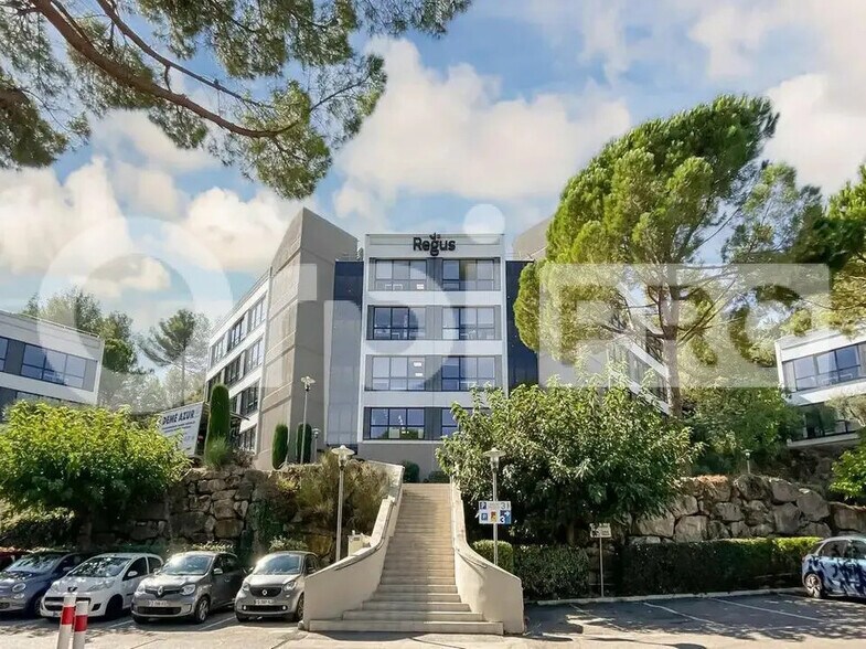 Bureau dans SOPHIA ANTIPOLIS à louer - Photo de l’immeuble – Image 2 sur 10