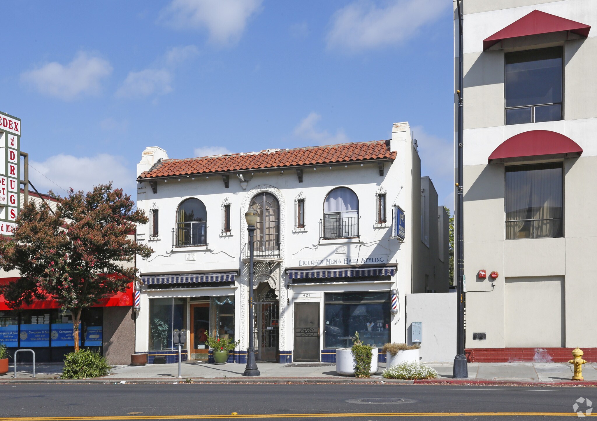 421 E Santa Clara St, San Jose, CA à louer Photo de l’immeuble– Image 1 sur 6