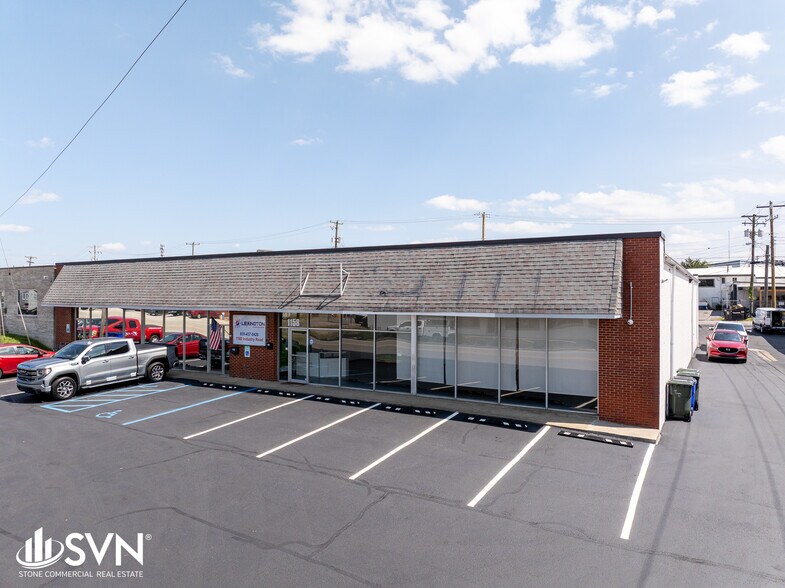 1158 Industry Rd, Lexington, KY à louer - Photo de l’immeuble – Image 1 sur 11