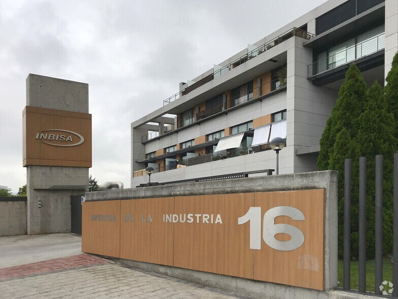 Ronda De Valdecarrizo, 11, Tres Cantos, Madrid à vendre - Photo de l’immeuble – Image 3 sur 8