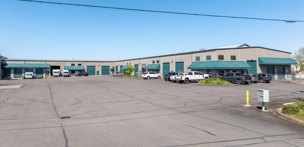 1745 W 5th Ave, Eugene, OR à louer - Photo de l’immeuble – Image 1 sur 3