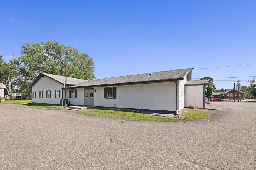 1887 W Beech St, Alliance, OH à vendre - Photo de l’immeuble – Image 2 sur 55