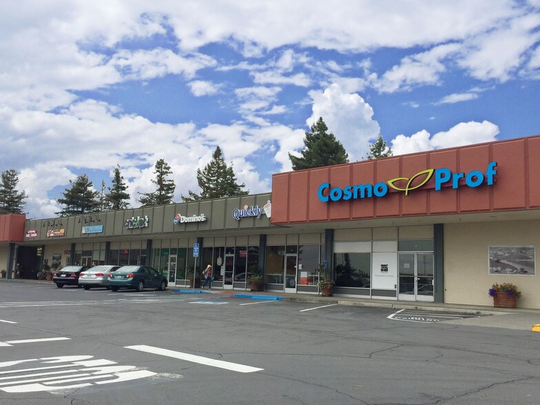 6-80 E Washington St, Petaluma, CA à louer - Photo de l’immeuble – Image 2 sur 4