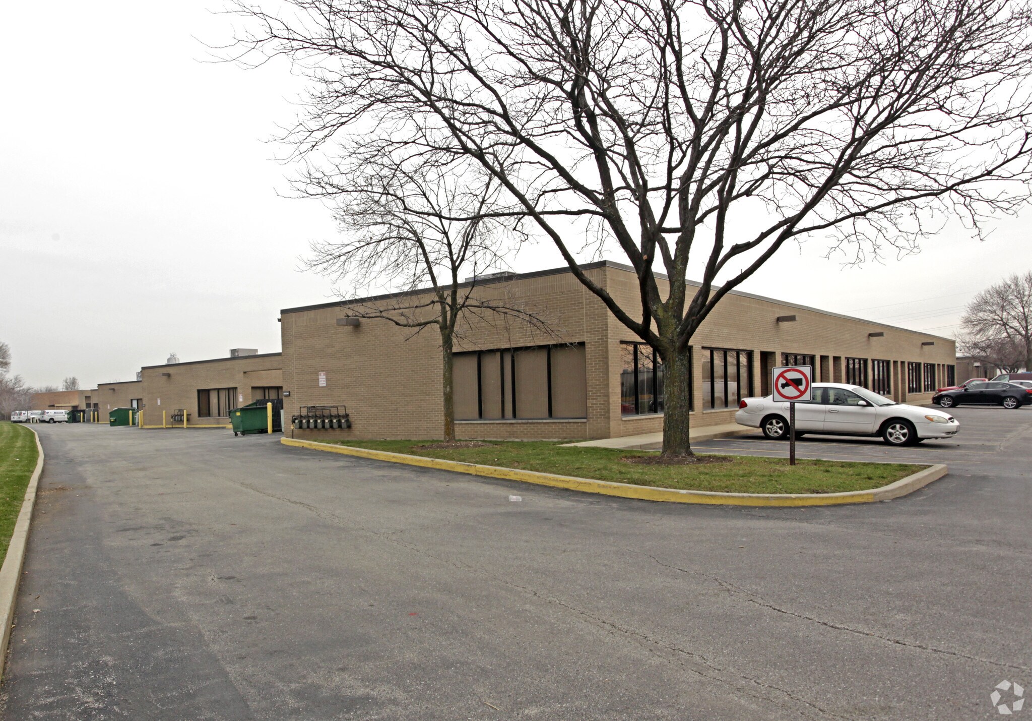304 Howard Ave, Des Plaines, IL à vendre Photo principale– Image 1 sur 29