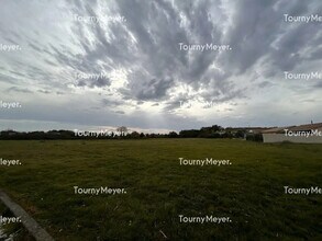 Saint-Lys, HG - VUE AÉRIENNE  vue de carte