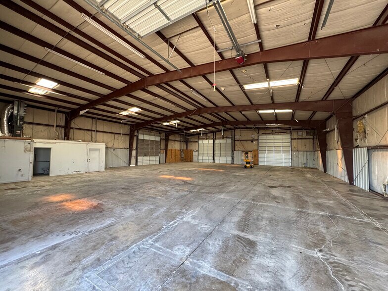 5220 SW 11th St, Oklahoma City, OK à louer - Photo intérieure – Image 3 sur 6