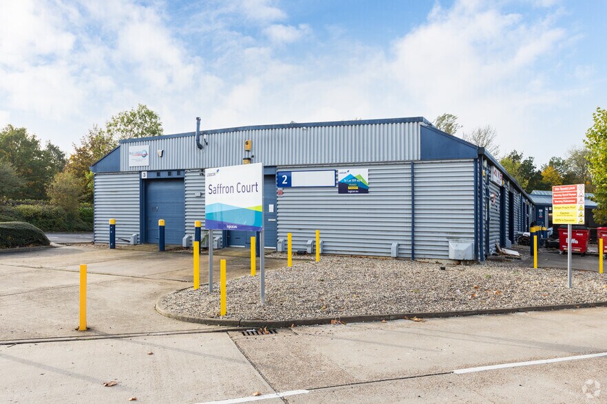 Saffron Ct, Basildon à louer - Photo principale – Image 1 sur 9