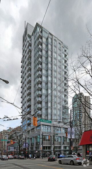 488 Robson St, Vancouver, BC à louer - Photo de l’immeuble – Image 3 sur 20