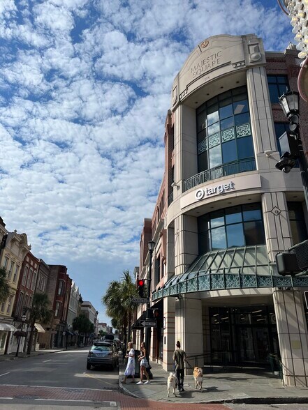 211 King St, Charleston, SC à louer - Photo de l’immeuble – Image 3 sur 23