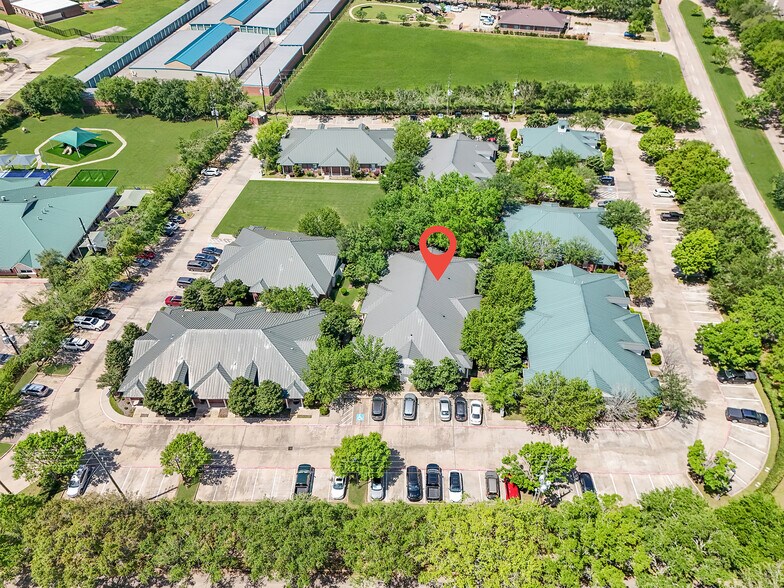 4501 Cartwright Rd, Missouri City, TX à vendre - Photo de l’immeuble – Image 3 sur 11
