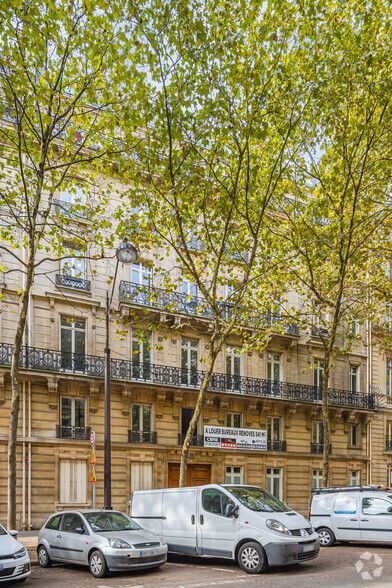 5 Avenue De Messine, Paris à louer - Photo de l’immeuble – Image 3 sur 5