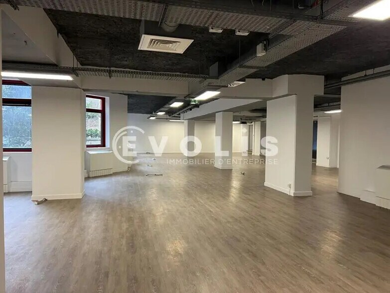 Bureau dans Paris à louer - Photo de l’immeuble – Image 2 sur 9