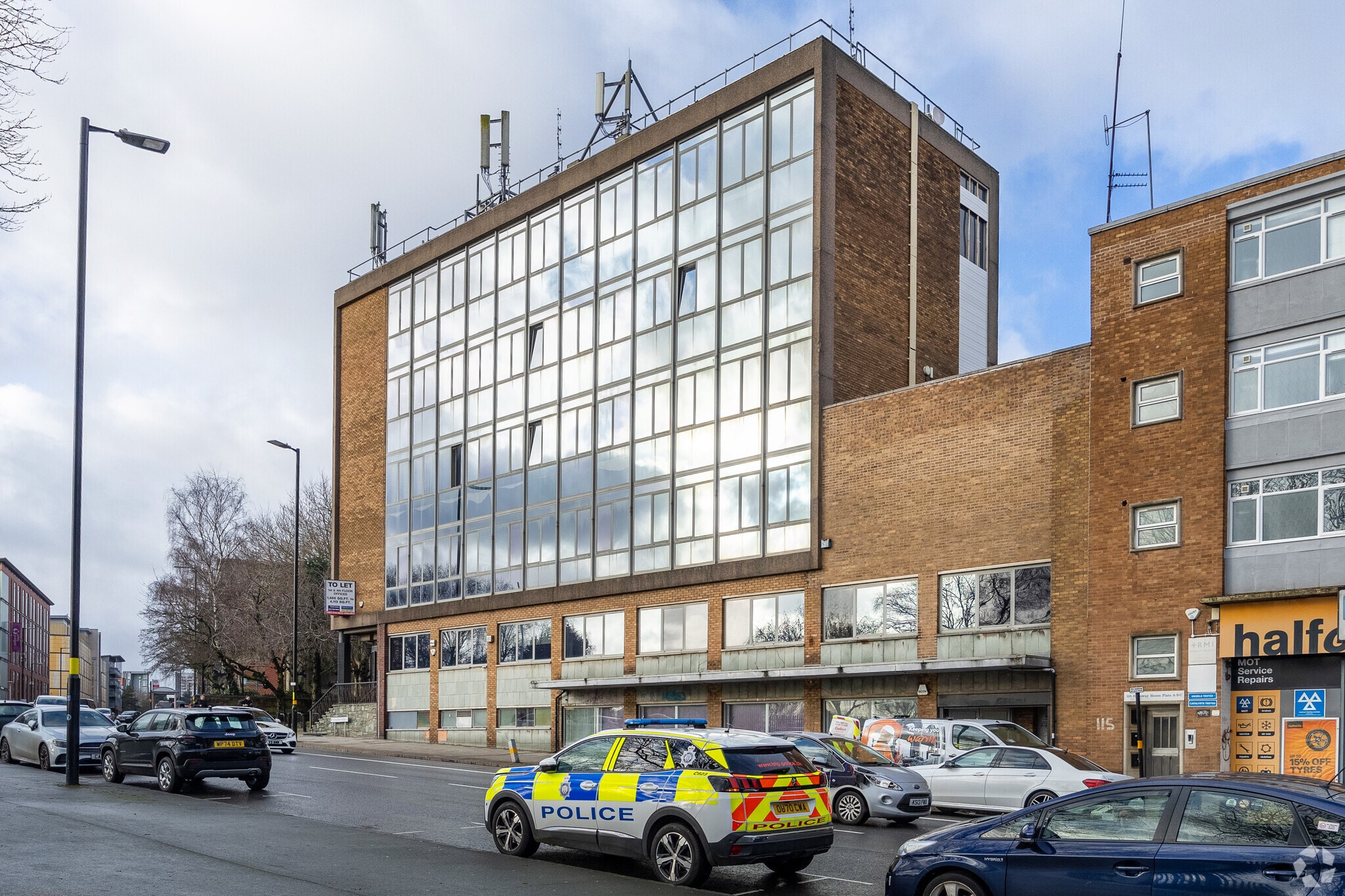 119 Holloway Head, Birmingham à louer Photo de l’immeuble– Image 1 sur 5