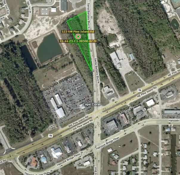 150 N Santa Barbara Blvd, Cape Coral, FL à vendre - Photo principale – Image 1 sur 9