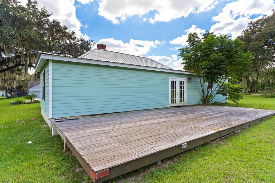 229 W McClendon St, Lady Lake, FL à vendre - Photo de l’immeuble – Image 3 sur 15