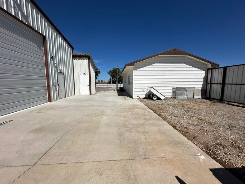 609 Indian Rd, Seiling, OK à vendre - Photo de l’immeuble – Image 3 sur 48