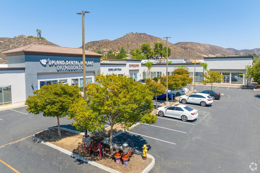 34859 Frederick St, Wildomar, CA à vendre - Photo de l’immeuble – Image 3 sur 4