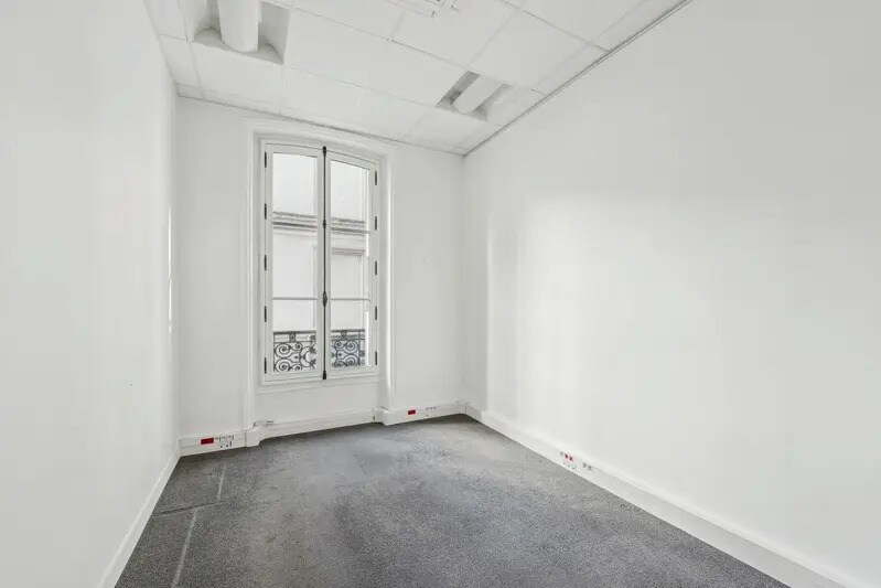 49 Rue Galilée, Paris à louer Photo intérieure– Image 1 sur 13