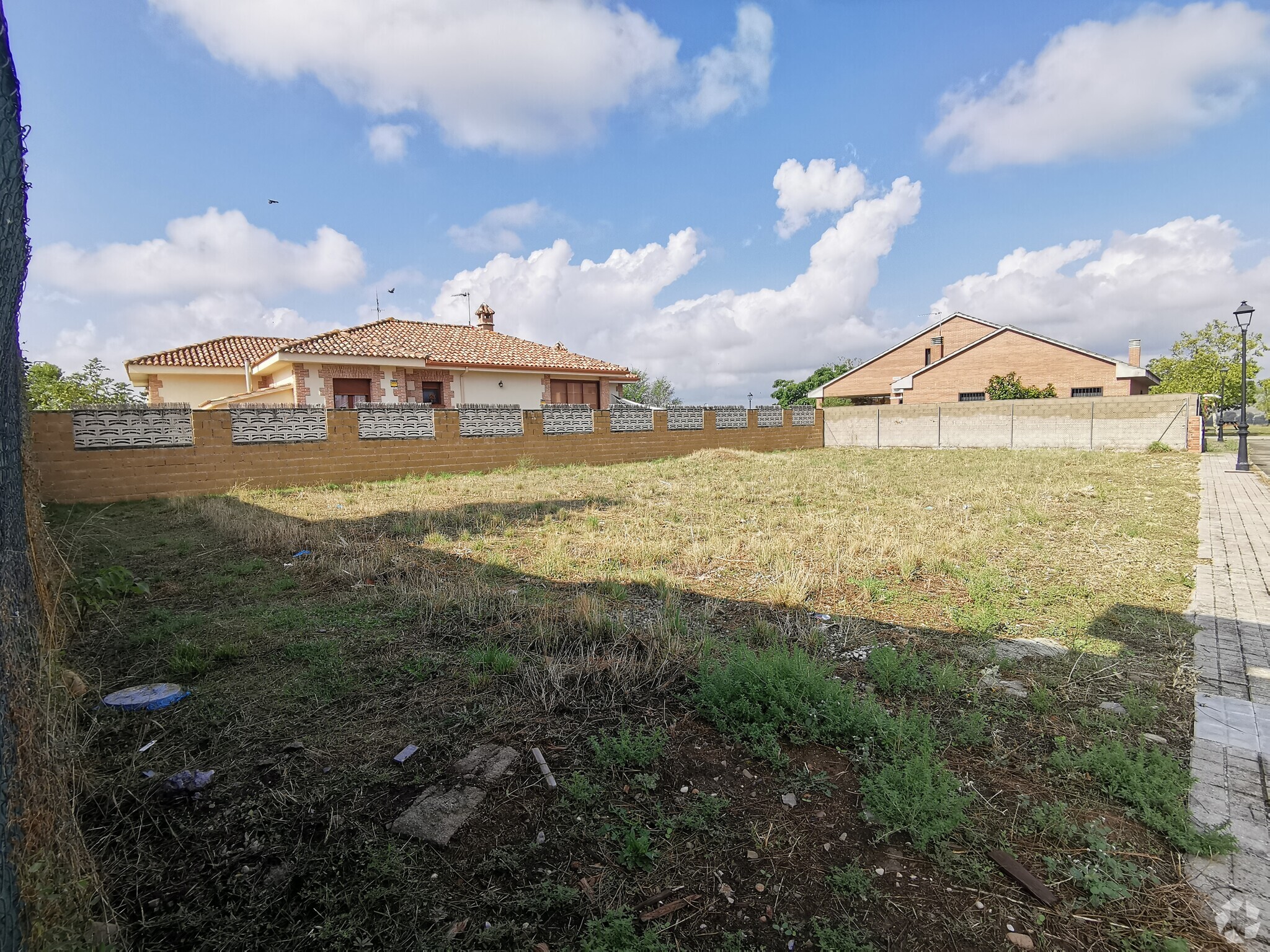 Terrain dans Valdetorres de Jarama, Madrid à vendre Photo principale– Image 1 sur 12