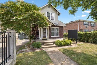 Plus de détails pour 1604 17th Ave S, Nashville, TN - Bureau à vendre