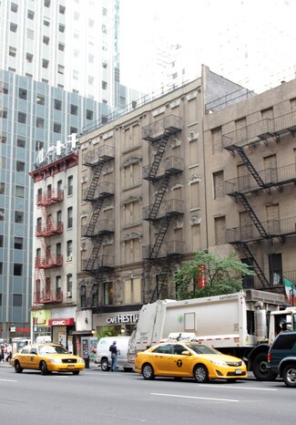 Plus de détails pour 686-688 Third Ave, New York, NY - Local commercial à louer