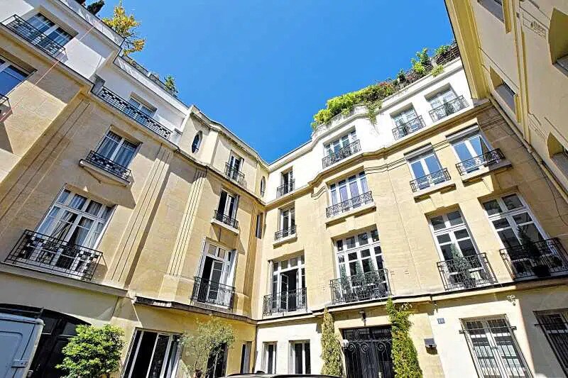 12 Square Pétrarque, Paris à louer Photo de l’immeuble– Image 1 sur 18