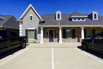 16826 N Eldridge Pky, Tomball, TX à louer Photo intérieure– Image 1 sur 27