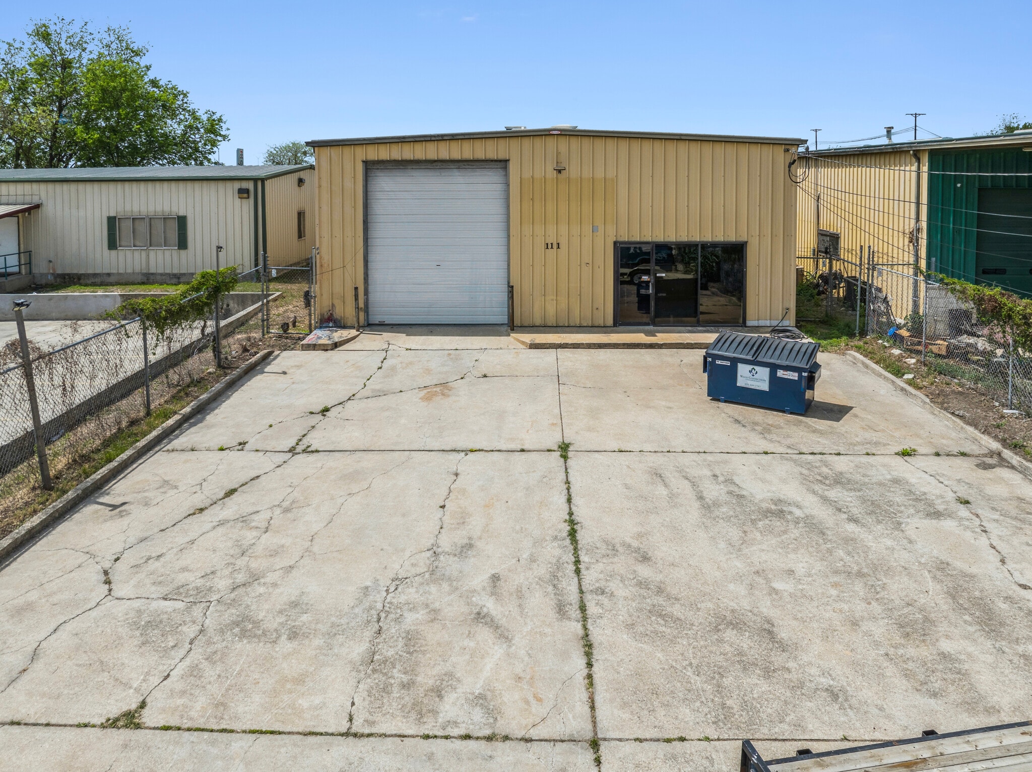111 Texas Ave, San Marcos, TX à vendre Photo principale– Image 1 sur 6