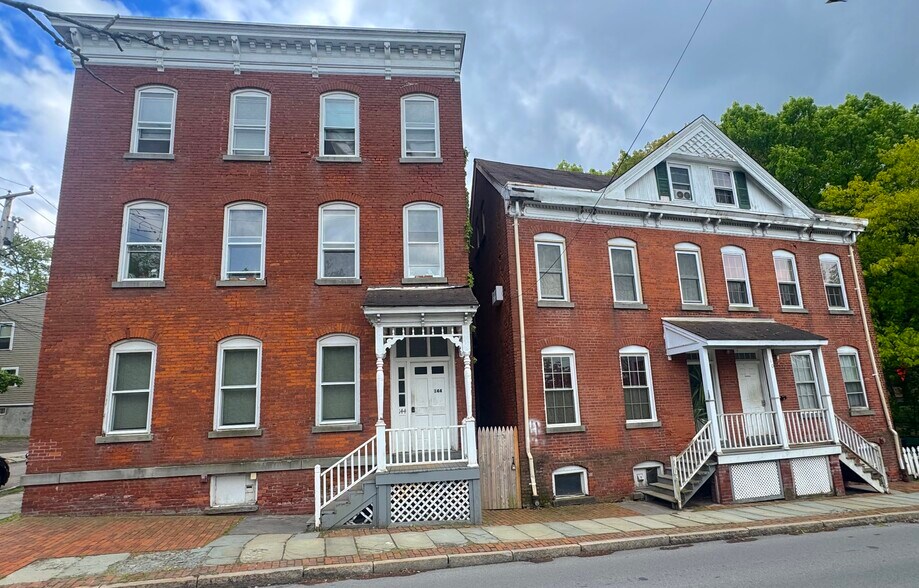 140-144 Union St, Poughkeepsie, NY à vendre - Photo de l’immeuble – Image 2 sur 32