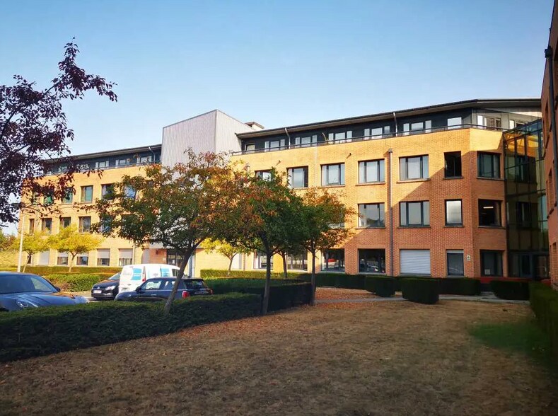 27 Rue Michel Ange, Évry à louer - Photo principale – Image 1 sur 1