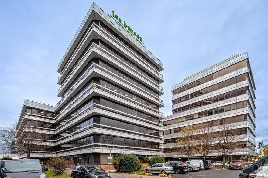 Bureau dans Cergy à vendre - Photo de l’immeuble – Image 2 sur 3