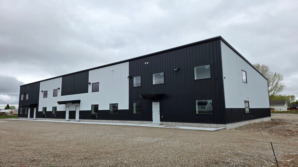 35 Landmark Ln, Rigby, ID à louer - Photo principale – Image 1 sur 11