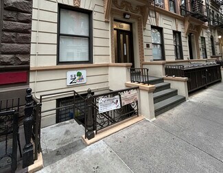 Plus de détails pour 211 W 80th St, New York, NY - Local commercial à louer