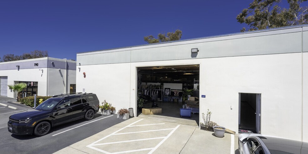 7734 Formula Pl, San Diego, CA à vendre - Photo de l’immeuble – Image 2 sur 7