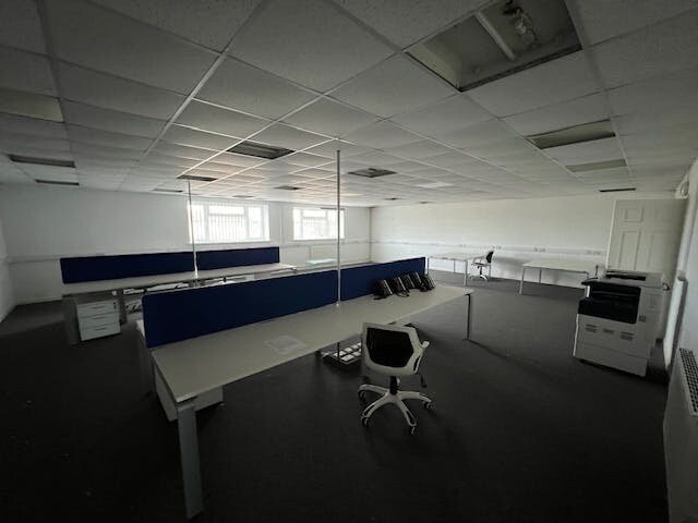 Unit 21, Enstone Business Park, Chipping Norton,, Enstone à louer - Photo de l’immeuble – Image 3 sur 6