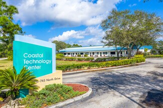 Plus de détails pour 727 North Dr, Melbourne, FL - Industriel/Logistique à louer