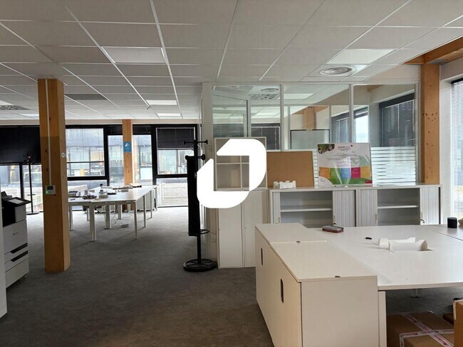 Plus de détails pour Bureau à vendre