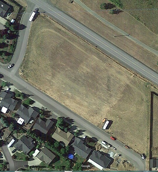 State Highway 138 W, Sutherlin, OR à vendre - Photo principale – Image 1 sur 3