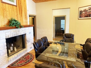 2200 N AW GRIMES BLVD, Round Rock, TX à louer Photo intérieure– Image 2 sur 7