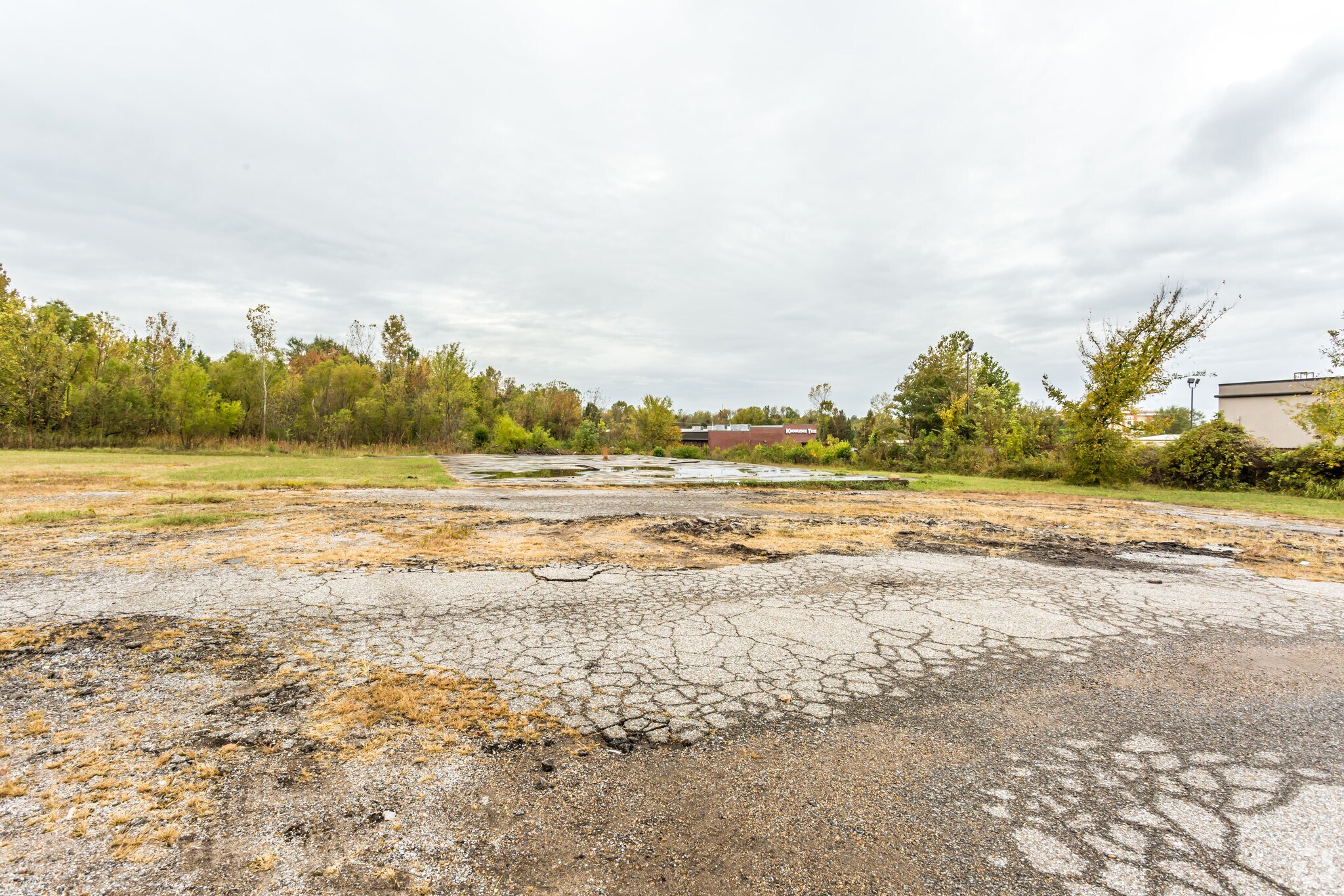 965 Goodman Rd W, Horn Lake, MS à vendre Photo principale– Image 1 sur 3