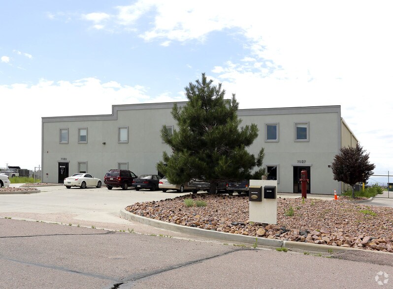 7933-7939 Red Granite Loop, Colorado Springs, CO à louer - Photo de l’immeuble – Image 3 sur 20