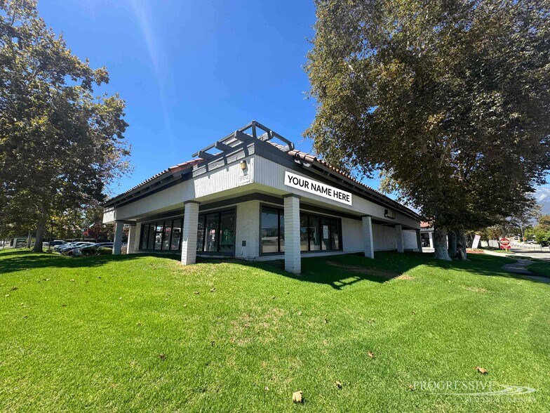9124-9170 Foothill Blvd, Rancho Cucamonga, CA à louer - Photo de l’immeuble – Image 2 sur 6