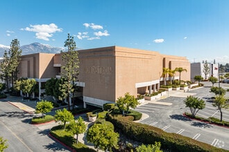 5060 Montclair Plaza Ln, Montclair, CA - VUE AÉRIENNE  vue de carte - Image1