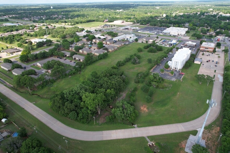 Library Lane Ln, Duncan, OK à vendre - Autre – Image 2 sur 27