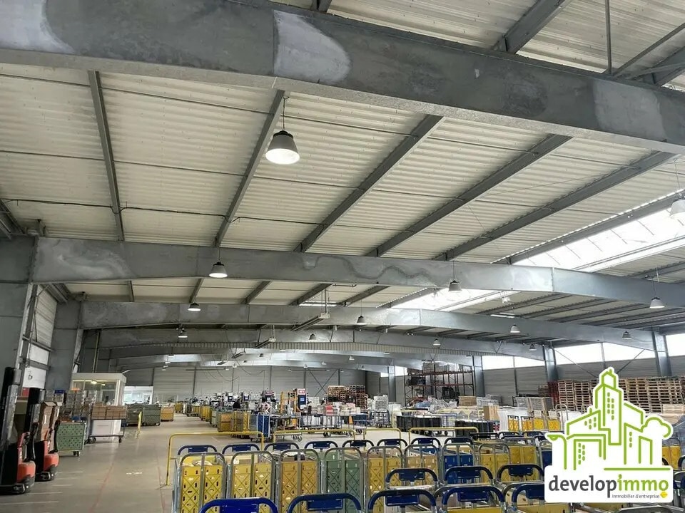Local d’activités dans Carpiquet à louer Photo intérieure– Image 1 sur 10