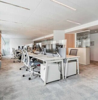 Plus de détails pour 10 Boulevard De Grenelle, Paris - Coworking à louer