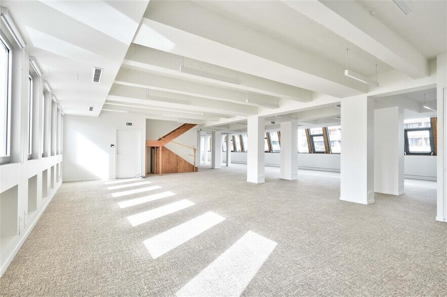 Bureau dans Paris à louer - Photo de l’immeuble – Image 2 sur 9