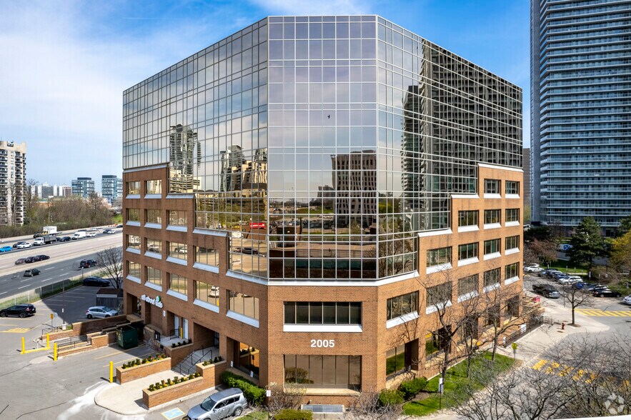 2005 Sheppard Ave E, Toronto, ON à louer - Photo de l’immeuble – Image 3 sur 7