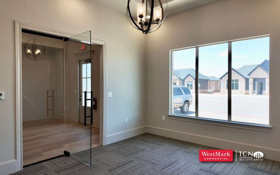6925 82nd st, Lubbock, TX à vendre - Photo de l’immeuble – Image 2 sur 8